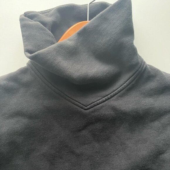 Lululemon Press Pause Pullover Black Size 2 - Picture 3 of 6